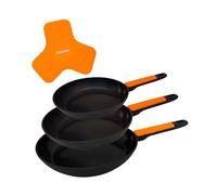 Fackelmann Soft Set de Sartenes, Incluye 3 Sartenes Antiadherentes de 20, 24 y 28 cm con Mango Soft y Salvamanteles de Silicona Imantado