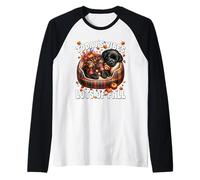 Fall Saying For Women with Black Labrador Retriever Puppy Camiseta Manga Raglan