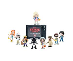 Famosa - Capsulas Mágicas de Stranger Things, con 10 Figuras Diferentes de escenas de la Serie, muñecos de Personaje y Accesorios, envío de Modelo Aleatorio (700017348)