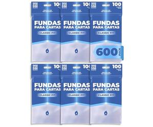 Fanatiko Fundas Cartas Pokemon 600 uds 67x94 mm | Penny Sleeves Transparentes Sin Ácido | Protector Compatible con Magic, TCG y Cromos Fútbol Coleccionables | Card Sleeves Classic Fit