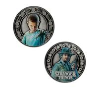 FaNaTtik Stranger Things - Moneda coleccionable de edición limitada Eleven & Hopper - Moneda esmaltada con licencia oficial, numerada individualmente, 39 mm, 5.000 en todo el mundo