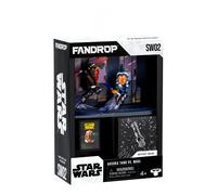 Fandrop SW02-Star Wars: Las Guerras Clon - Ahsoka Tano VS. Maul combina un diorama pico con artefactos y marcador de escena creando una pantalla
