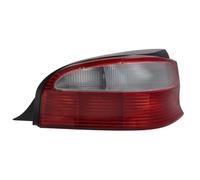 Faro trasero TYC 11-0019-01-2 derecha