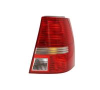 Faro trasero TYC 11-0213-21-2 derecha