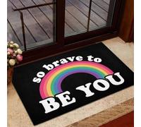 Felpudo Entrada casa Felpudo LGBT Negro con el Lema Sé Valiente Siendo tú Mismo.