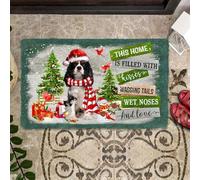 Felpudo Entrada casa Felpudo navideño para Perro con la Frase Este hogar está Lleno de Besos y el Cavalier King Charles Spaniel.