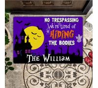 Felpudo Entrada casa Mensaje Personalizado de Prohibido el Paso: Estamos cansados de escondernos. Divertido Mensaje de Halloween.