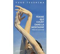 Femme qui court dans la montagne