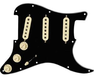 Fender Golpeador Stratocaster Precableado, Pastillas Tex-Mex SSS, Imanes Alnico 5, Instalación Fácil, Sonido Texas Grit, Salida Mejorada, Negro, Hecho en EE.UU.