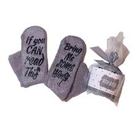 FGFD&OU Calcetines Divertidos para Mujer Homme, taza de pastel Calcetines Térmicos, Regalo de Cumpleaños, Unisex Calcetines con Texto Antideslizante IF YOU CAN READ THIS, BRING ME COFFEE (Gris-Vino)