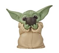 Figura coleccionable de STAR WARS The Bounty Collection The Child de 2,2 pulgadas de Baby Yoda en pose de sopa de The Mandalorian para ni os de 4
