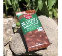 FIN SQUARE - Mandel Kracher Ganze Mandel - Bar of Chocolate Dark 32% Cacao con Galletas saladas con Almendras, Uno Experiencia Sabor Rico y Crust ante - 100g