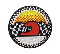 Finally Home Parche para planchar - Casco de motorista con bandera de cuadros | Parches de coches deportivos, imágenes para planchar de carreras, bandera para planchar