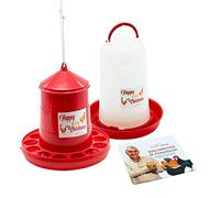 FINCA CASAREJO Pack Comedero y Bebedero para Gallinas y Otras Aves - Comedero y Bebedero Happy Chickens de 12kg y 10L - Plástico Resistente - Incluye Guía Práctica de Alimentación de Gallinas