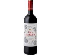 Finca San Martín: Vino tinto rubí intenso con aromas de frutas rojas, violetas y especias. Fresco, equilibrado y estructurado, con final suave y redondo (Pack de 3 Botellas)