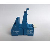 Finder serie 94 - Zócalo bornes tornillo 4 conmutado brida plastico
