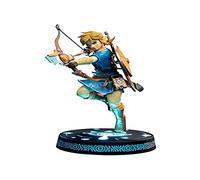 FIRST 4 FIGURES THE LEGEND OF ZELDA LINK PVC COLLECTORS EDITION
