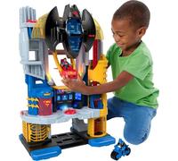 Fisher-Price Imaginext DC Super Friends Cuartel definitivo Set de Juego con Figuras Batman y Superman y Accesorios, Juguete +3 años (Mattel HNW08)