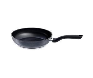 Fissler Cenit Sartén | Diámetro 26 cm | Sartén Revestida | Apta para Todo Tipo de Placas, Incluida La Inducción | Sartén para Inducción | Mango Ergonómico