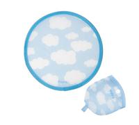 Fisura - Abanico redondo plegable “Nubes”. Ventilador de mano plegable original. Frisbee azul y blanco. Abanico portátil para fiestas. 20 cm.