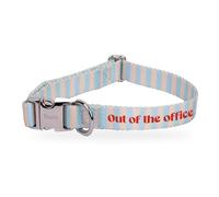 Fisura - Collar para Perros Ajustable con Mensaje “out of The Office”. Collar de Nylon para Perro pequeño. De Nylon con Hebilla de liberación rápida de Zinc. 1,5 cm de Ancho.