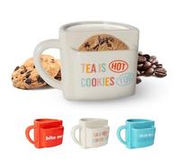 Fisura - Taza original para regalar “Tea is hot”. Taza de té blanca con bolsillo para galletas. Mug para desayuno divertido. Copa de desayuno moderna. 316 ml de capacidad.