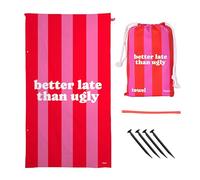Fisura - Toalla de Playa Grande “Better Late Than Ugly”. Toalla de Microfibra Rosa y roja Ligera para Piscina, Playa, Camping o Picnic. Anti Arena. Secado rápido. Regalo Original. 180 x 100 cm