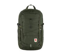 Diseñada para aventuras al aire libre, la mochila Fjällräven Skule 28 es ligera y está fabricada con poliéster resistente, combinando sostenibilidad con un rendimiento robusto. Cuenta con un compartim
