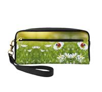 Flying Eagle Print - Mini bolsa de maquillaje portátil, versátil y compacta, perfecta para tus artículos esenciales, Ladybug Daisy2, Talla única