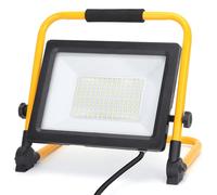 Foco LED portátil 100W 8800lm 6500K IP65, ideal para iluminación exterior, eventos y trabajos en espacios sin electricidad.