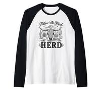 Follow The Word Not The Herd Christian Bible Verse Cow Skull Camiseta Manga Raglan