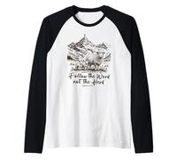 Follow The Word Not The Herd Christian Bible Verse Sheep Camiseta Manga Raglan