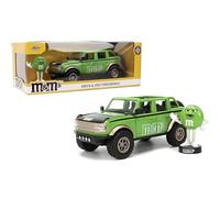 Jada Hollywood Rides M&M'S 2021 Ford Bronco con figura de metal verde M&M'S - Coche fundido a presión con puertas de apertura, escala 1:24, a partir de 8 años, juguete coleccionable para niños y