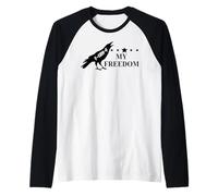 Freedom Sign That Says Freedom Fuck Fascism Resist No Kings Camiseta Manga Raglan