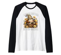 Frenchie Grandpa Gnome For Mom Life Is Better In The Garden Camiseta Manga Raglan