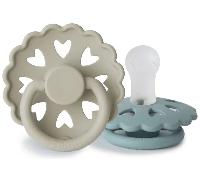 FRIGG Fairytale Chupete 2-Pack | Chupete de silicona | Sin BPA | Fabricado en Dinamarca | Tetina simétrica tipo cereza | (Stone Blue/Willow Gray, Talla 1 (0-6 Meses))