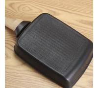 FUANA Tamagoyaki - Sartén para tortilla japonesa, antiadherente, de aluminio de 7 x 6 pulgadas, con mango de madera para rollos de huevo, estufas de gas eléctricas de inducción, utensilios de cocina