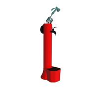 Fuente de jardín roja modelo tritone-pro. doble conexión de agua, cesta en la base y manguera flexible de 7,5 m de longitud para regar el jardín o los espacios exteriores. fabricado en polietileno de