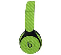 Funda de fibra de carbono MightySkins para auriculares inal mbricos Beats Solo Pro - Verde lima s lido | Acabado protector y duradero de fibra de