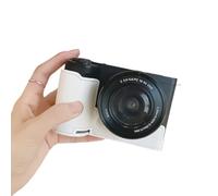 Funda de piel sintética con forro interior suave para ZVE10 II que ofrece protección completa y cambio rápido de tarjeta de memoria