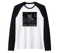 Funny Cat Flipping Off Middle Finger On Security Camera Camiseta Manga Raglan