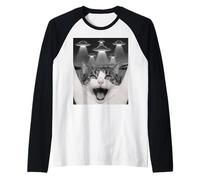 Funny Cat Selfie with UFOs - Alien Adventure tee Camiseta Manga Raglan