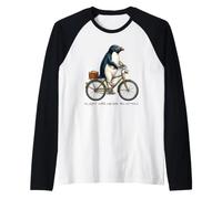 Funny Cottagecore Penguin Bicycle Flight Is Not An Option Camiseta Manga Raglan