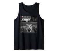 Funny Hamster Sticks out Tongue On Security Camera Camiseta sin Mangas