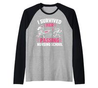 Funny I Survived Her Passing Nursing School Camiseta Manga Raglan