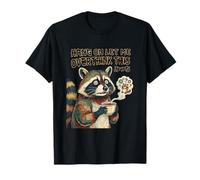 Funny Introvert Humor Raccoon Hang On Let Me Overthink This Camiseta