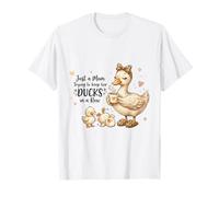 Funny Mom Just a Mom Trying to Keep Her Ducks Humor Camiseta
