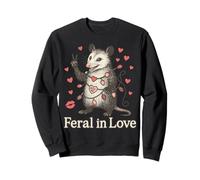 Funny Possum Valentine Outfit Feral in Love Animal Design Sudadera