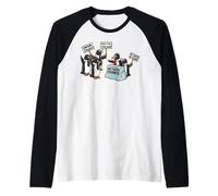 Funny Resist Tariff Flippers Up I Stand With Penguin Lover Camiseta Manga Raglan