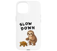 Funny Sloth and Turtle Hilarious Slow Down Sloth Meme Carcasa para iPhone 15
